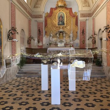 C-unst Masken_korona inspirirane umetniške maske, prostorska postavitev, Piran